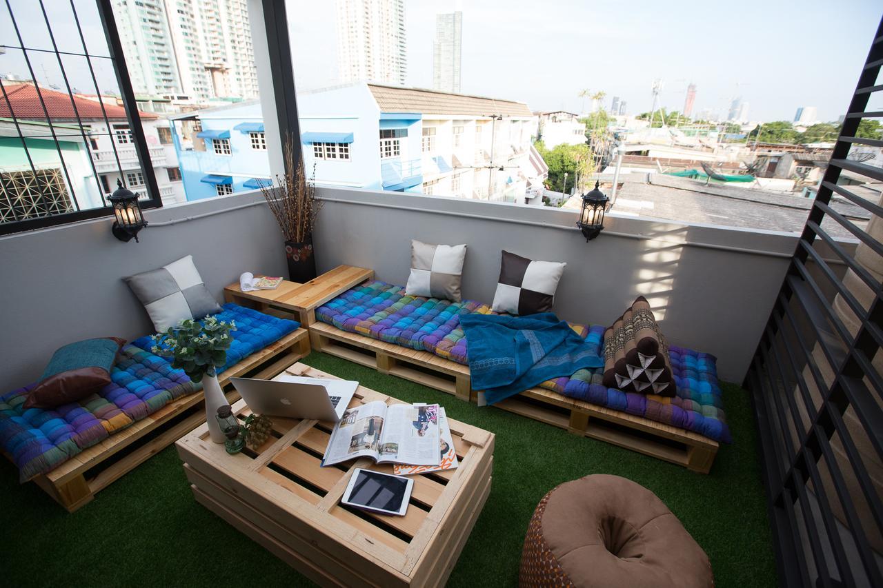 Pamahouse Boutique Hostel Bangkok Exterior photo
