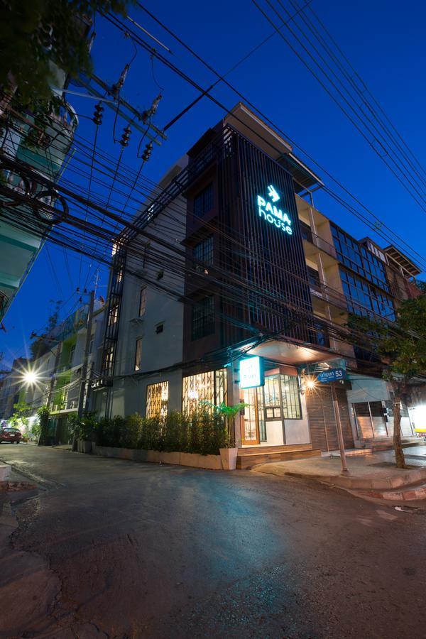 Pamahouse Boutique Hostel Bangkok Exterior photo