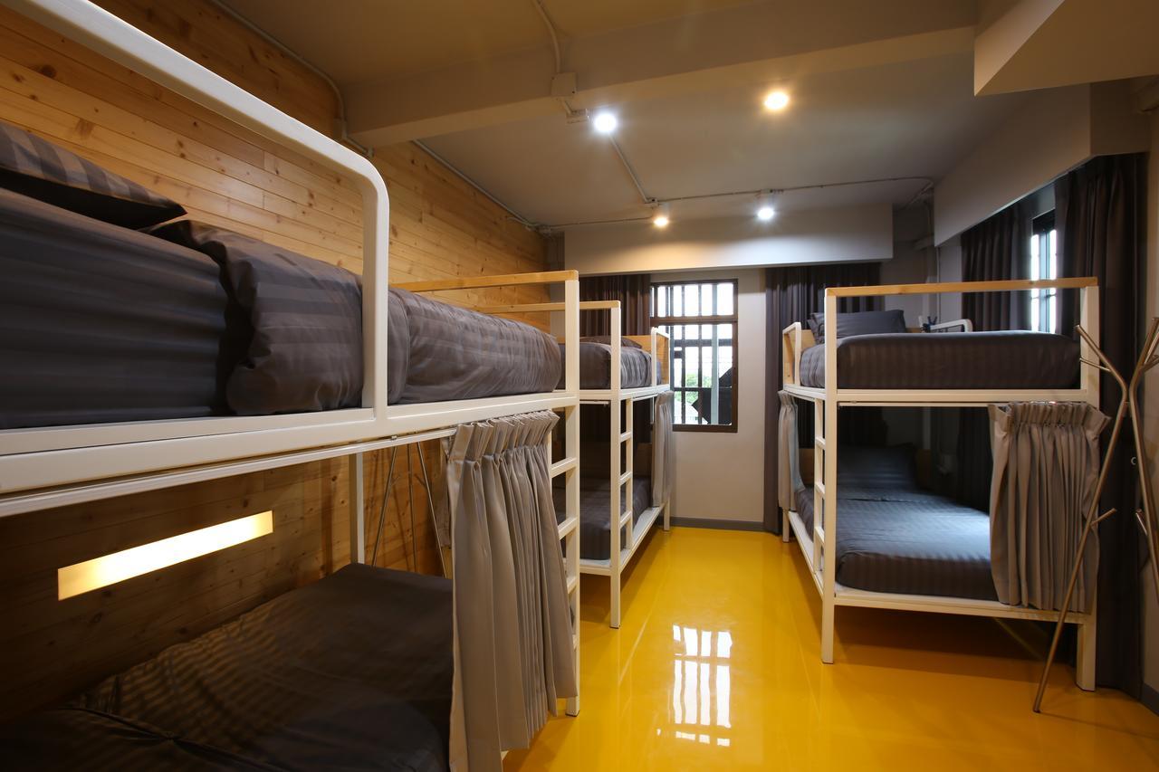 Pamahouse Boutique Hostel Bangkok Exterior photo
