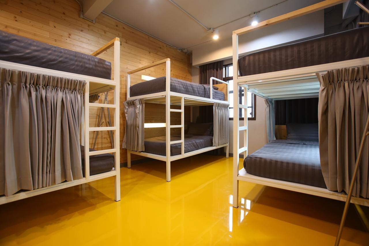 Pamahouse Boutique Hostel Bangkok Exterior photo